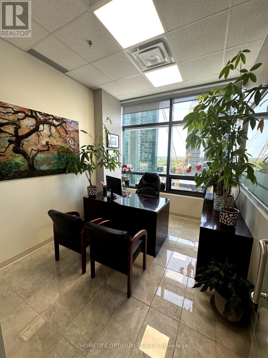 815 - 4789 Yonge Street Property Photo 5