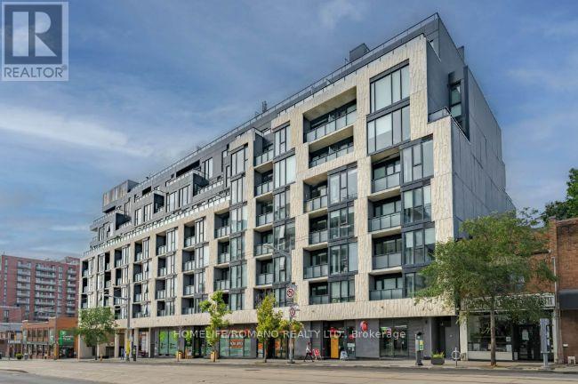 412 - 840 ST CLAIR AVENUE W Property Photo 1