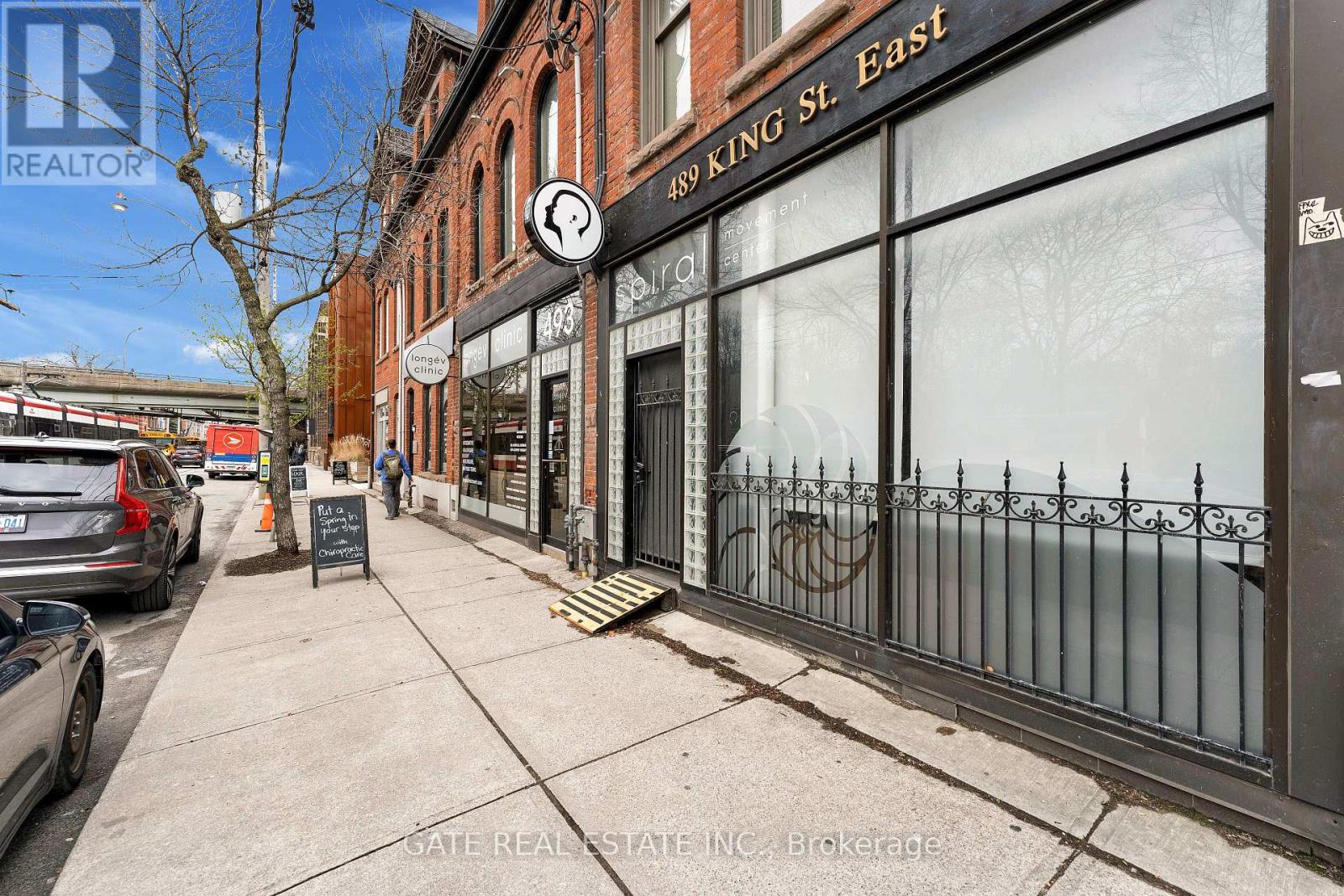 489 King Street E Property Photo 3