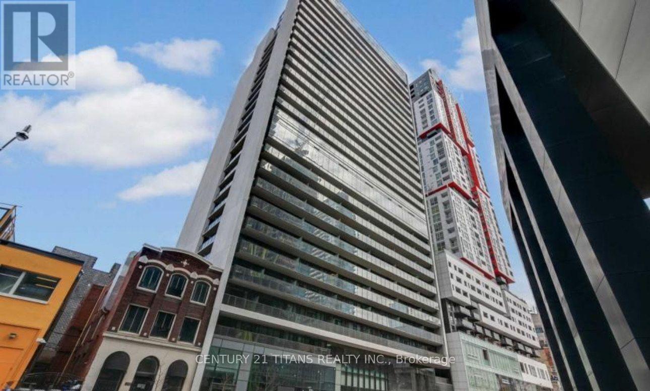 616 - 330 RICHMOND STREET W Property Photo 1