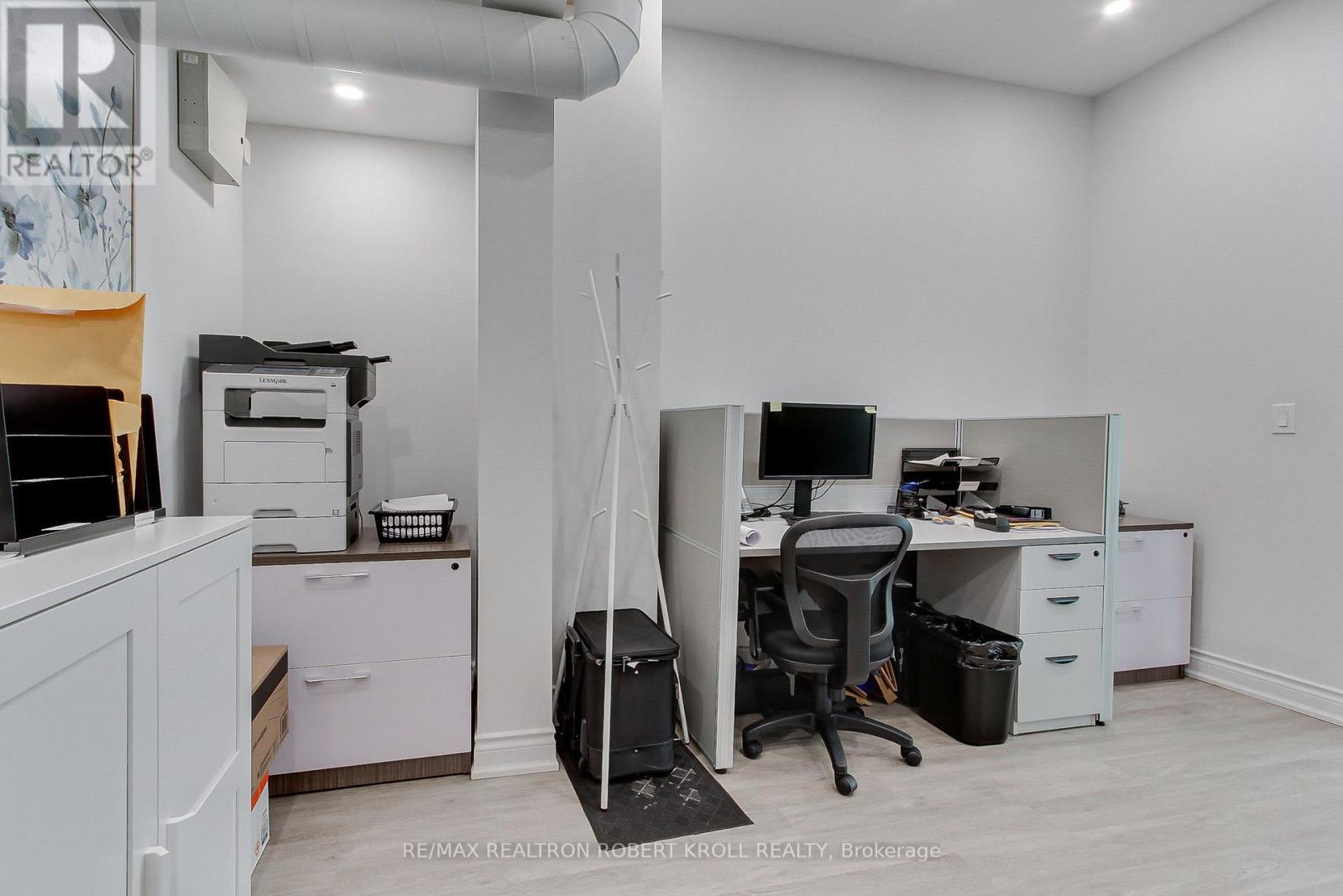 Main Floor - 3173 Bathurst Street Property Photo 18