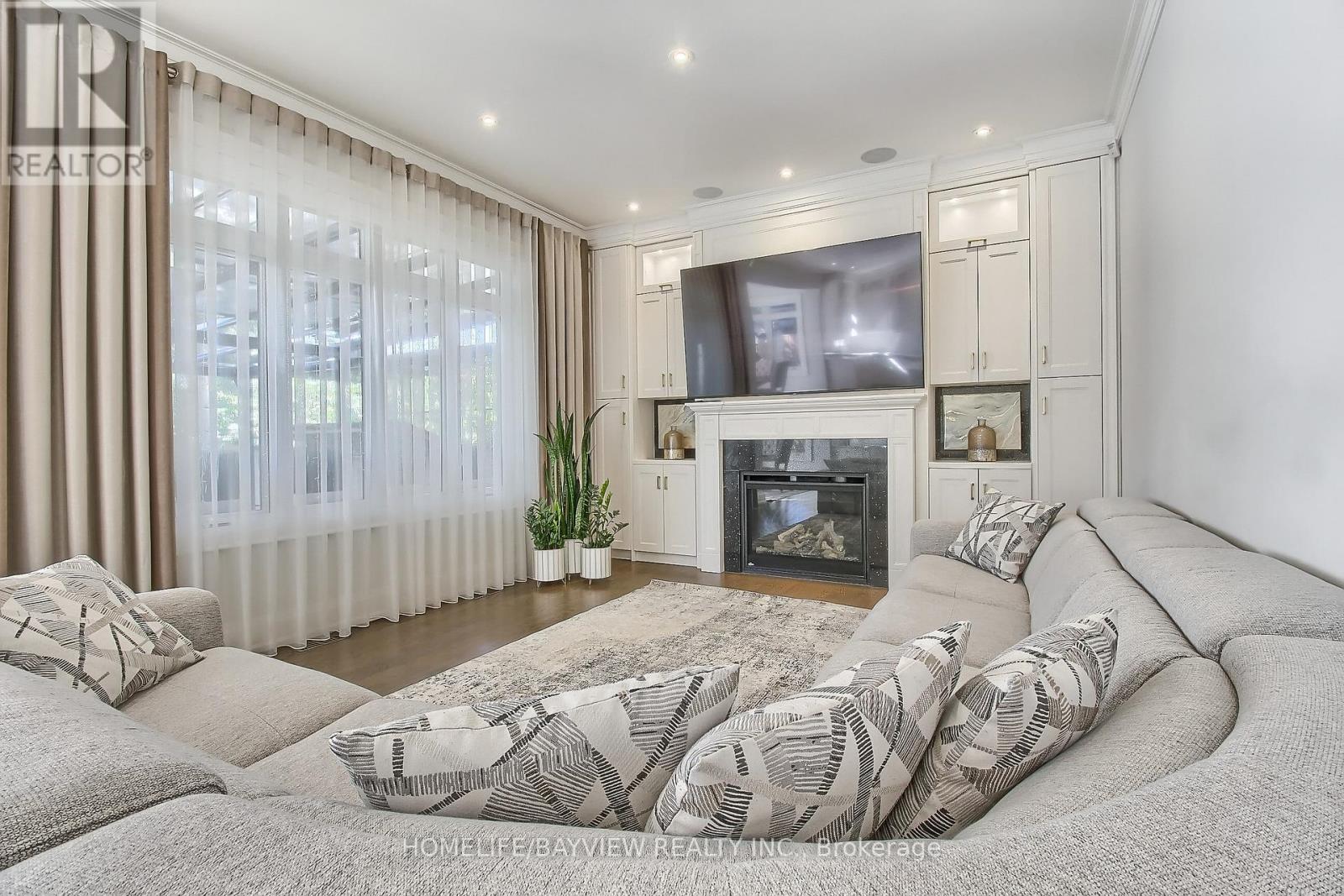 41 Transwell Avenue Property Photo 12