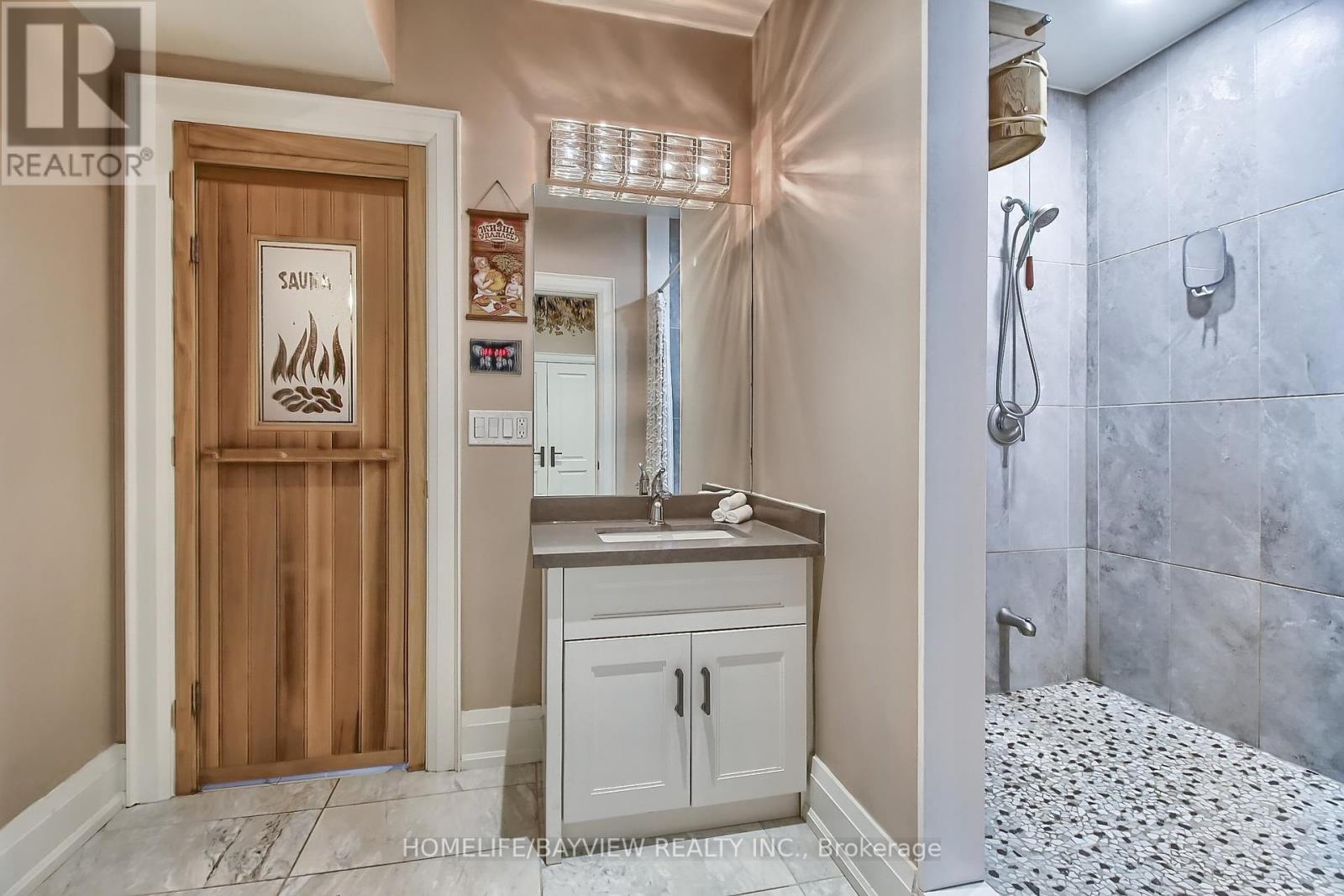 41 Transwell Avenue Property Photo 31