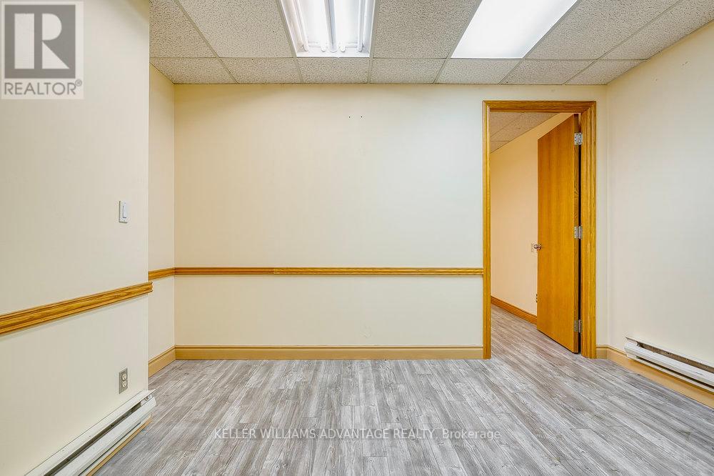 203b - 302 Spadina Avenue Property Photo 1