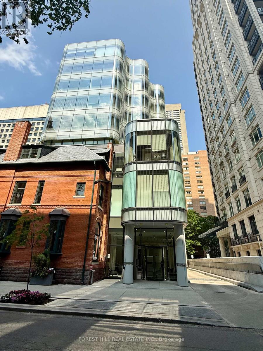 707 - 7 ST THOMAS STREET Property Photo 1