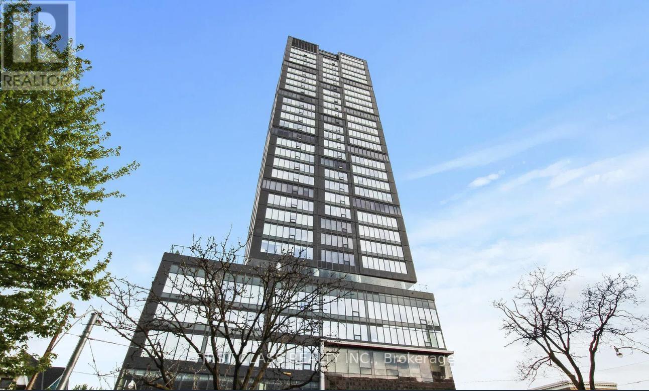 1806 - 203 COLLEGE STREET Property Photo 1