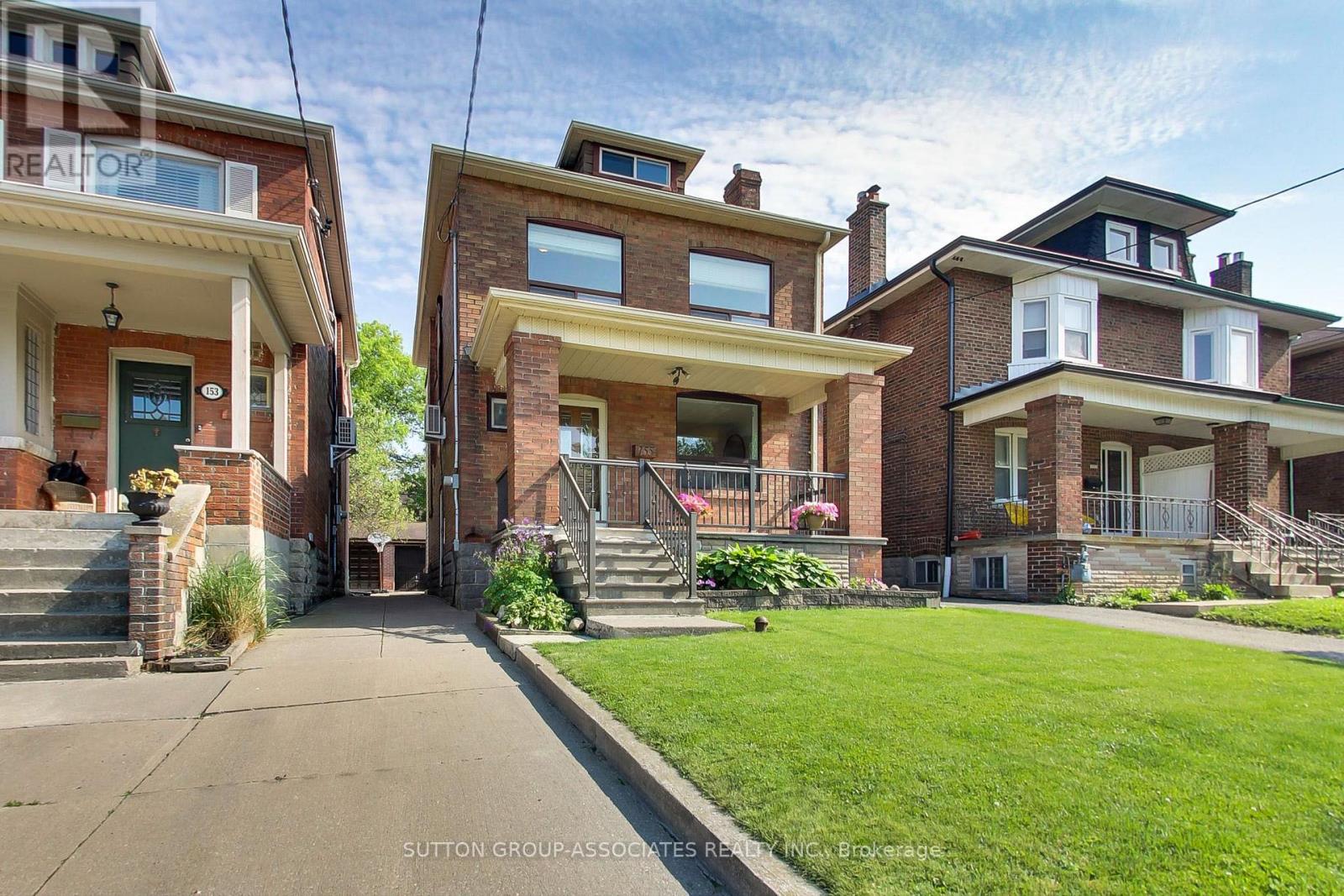 155 MAPLEWOOD AVENUE Property Photo 1