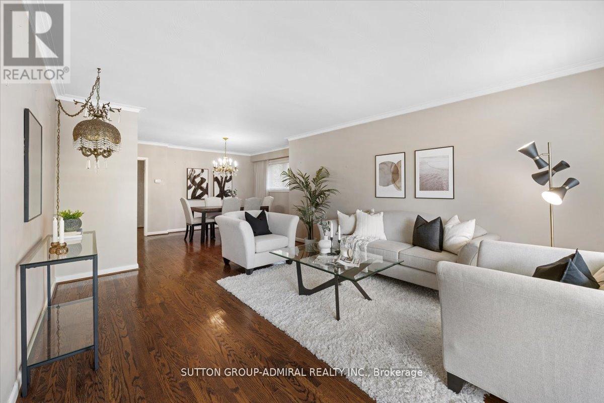 40 Marathon Crescent Property Photo 1