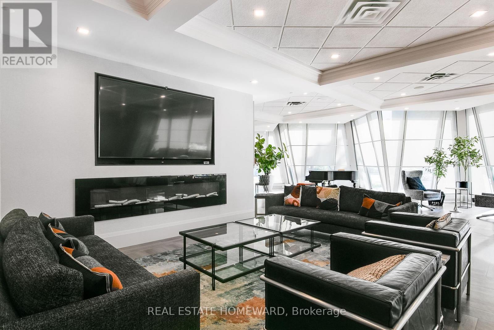 3 Concorde Place #2603 Property Photo 39