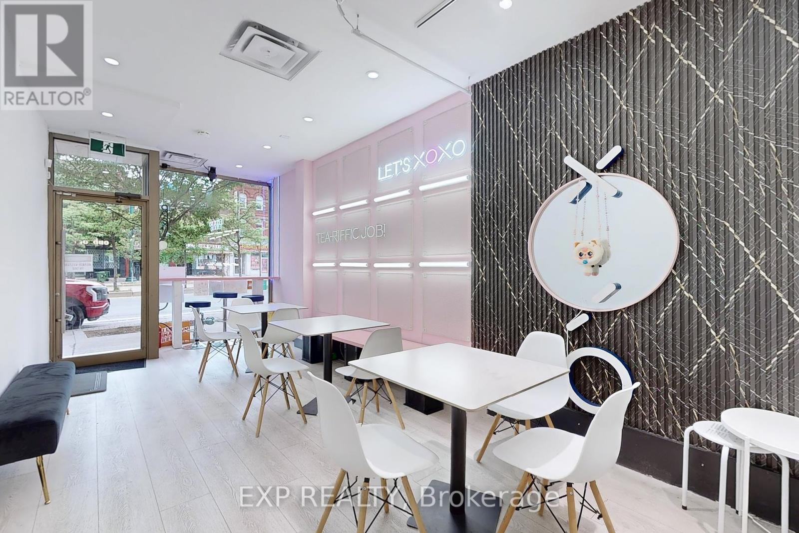 393 Spadina Avenue Property Photo 10