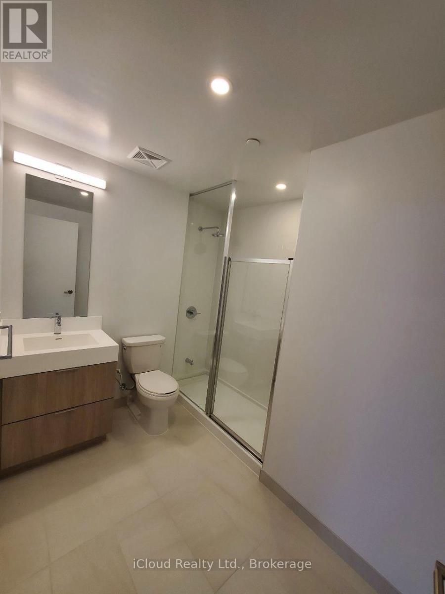 203 - 130 River Street Property Photo 15
