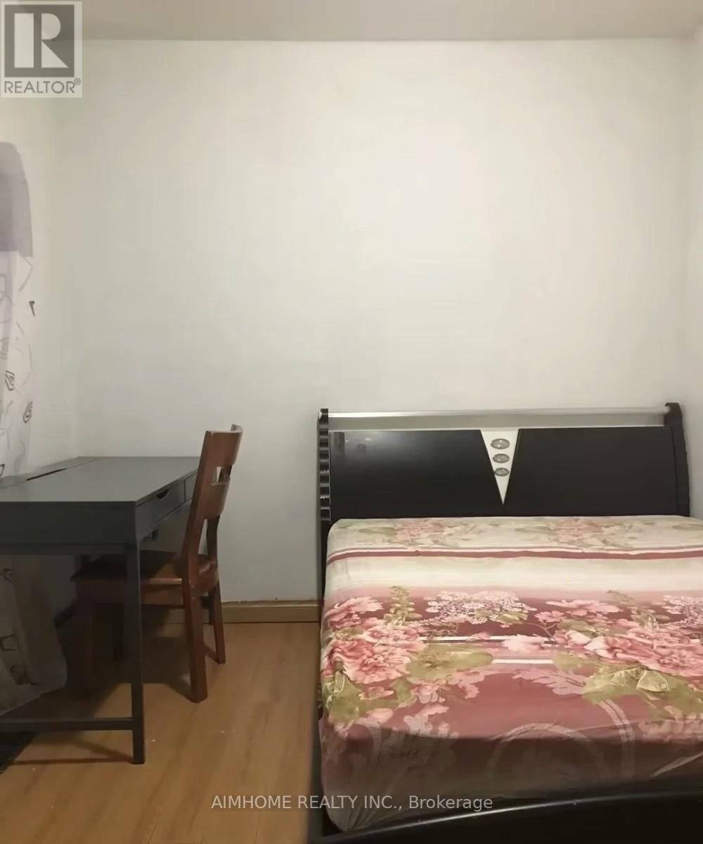 2ND FL ONE BEDROOM - 137A MARKHAM STREET Property Photo 1