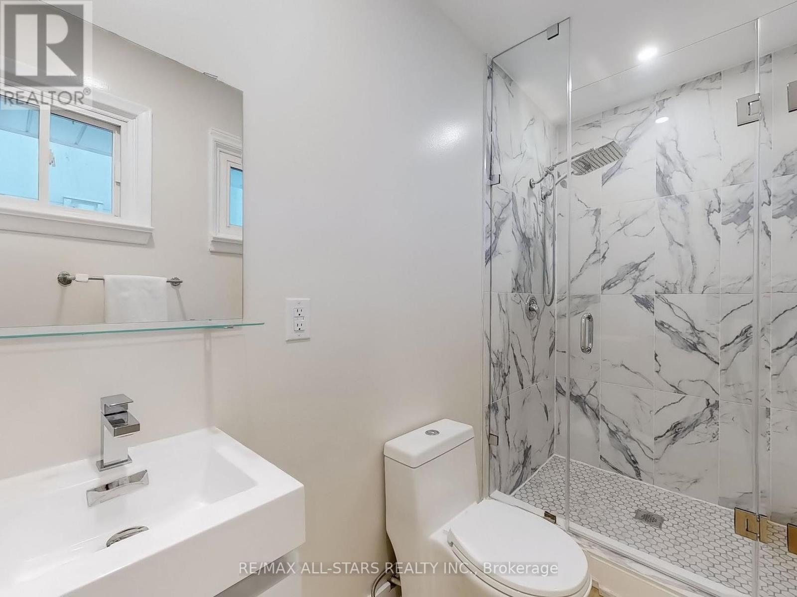 105 Betty Ann Drive Property Photo 15
