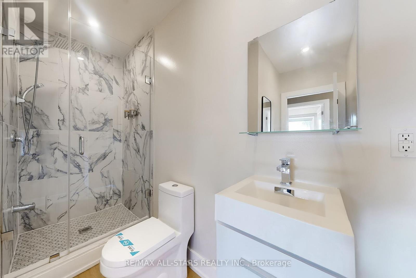 105 Betty Ann Drive Property Photo 22