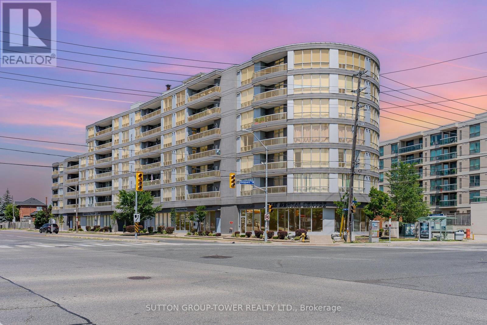 404 - 906 Sheppard Avenue W Property Photo 1