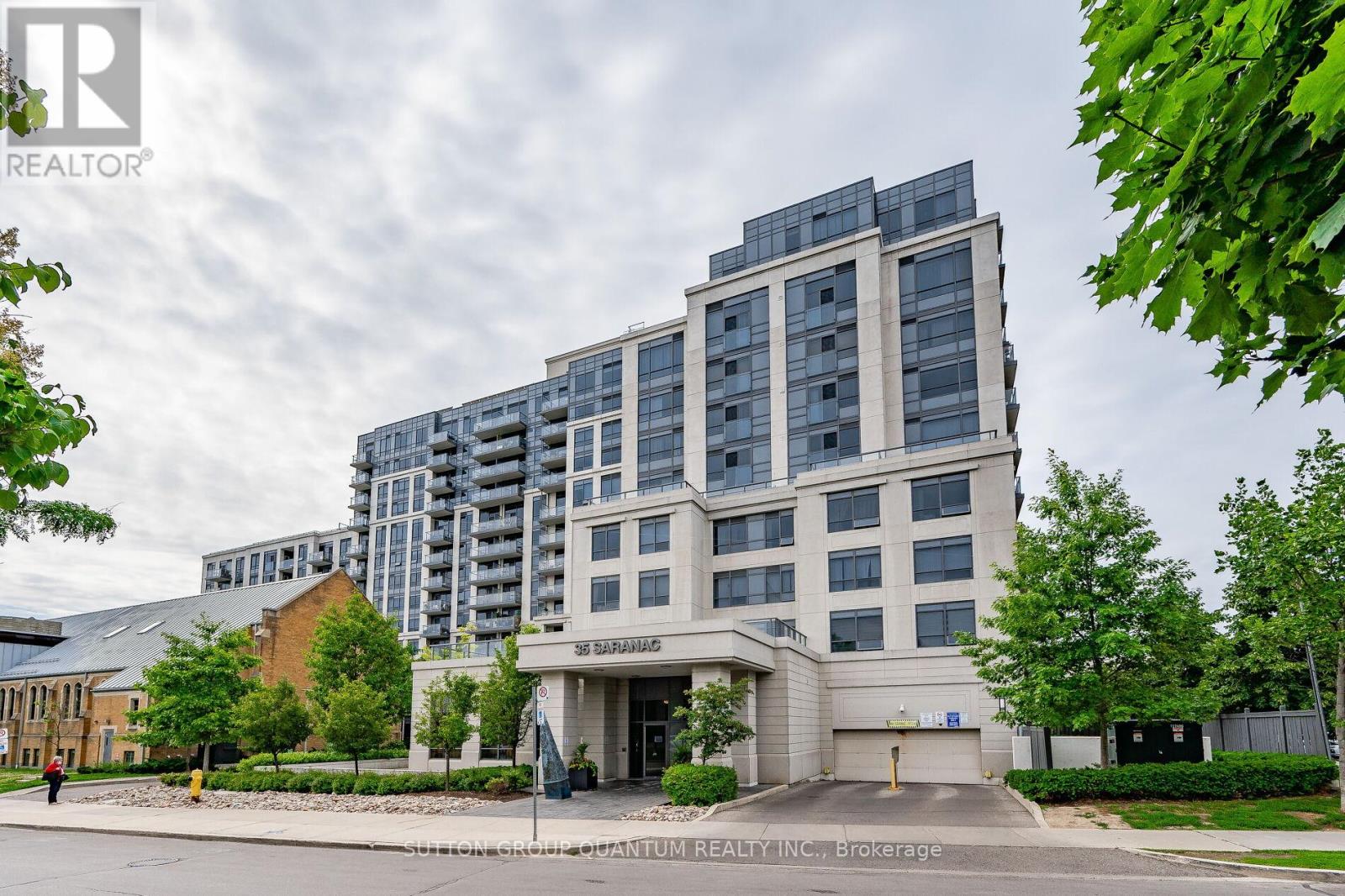 216 - 35 SARANAC BOULEVARD Picture