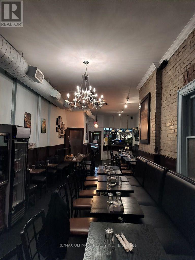 3401 Yonge Street Property Photo 2