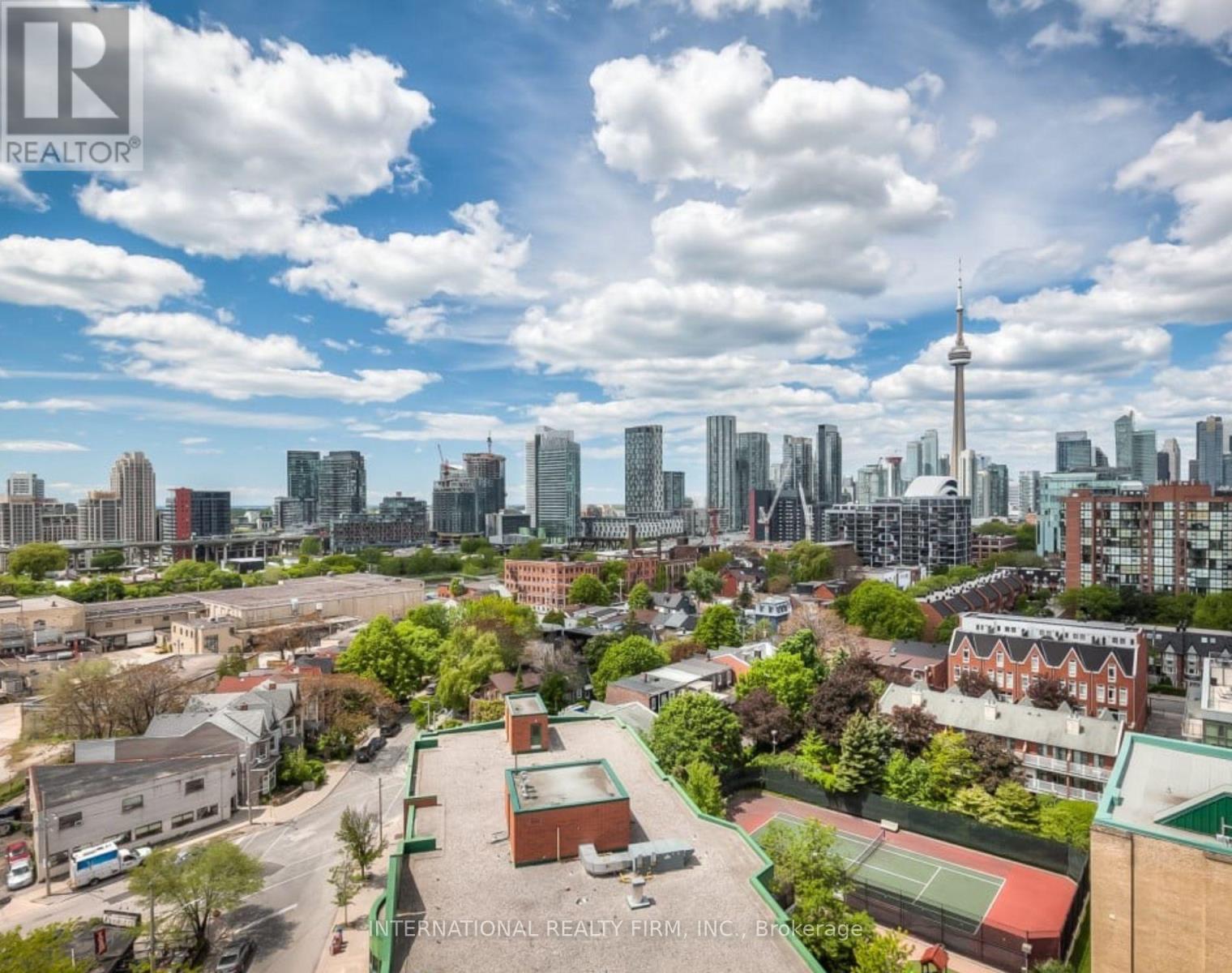 801 King Street #628 Property Photo 33