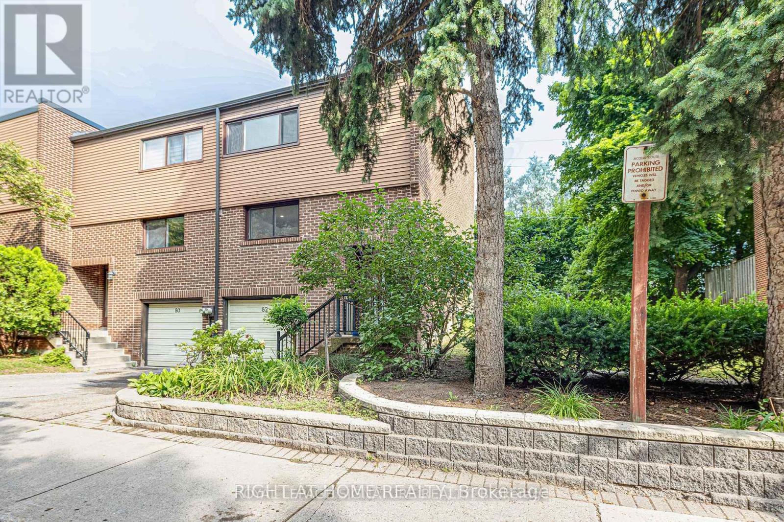 82 Song Meadoway #92 Property Photo 2