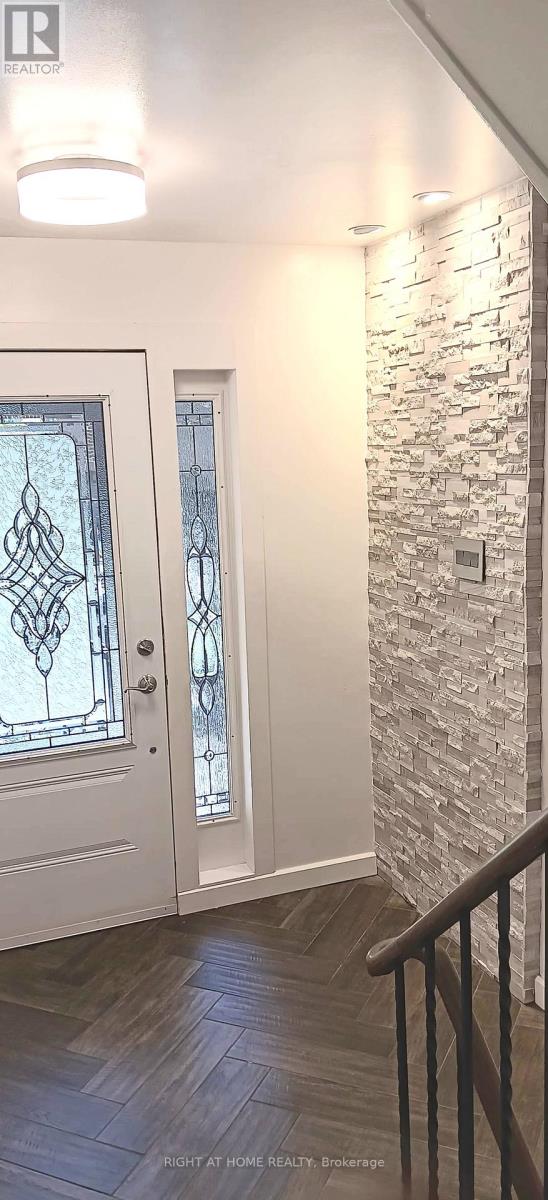 82 Song Meadoway #92 Property Photo 5