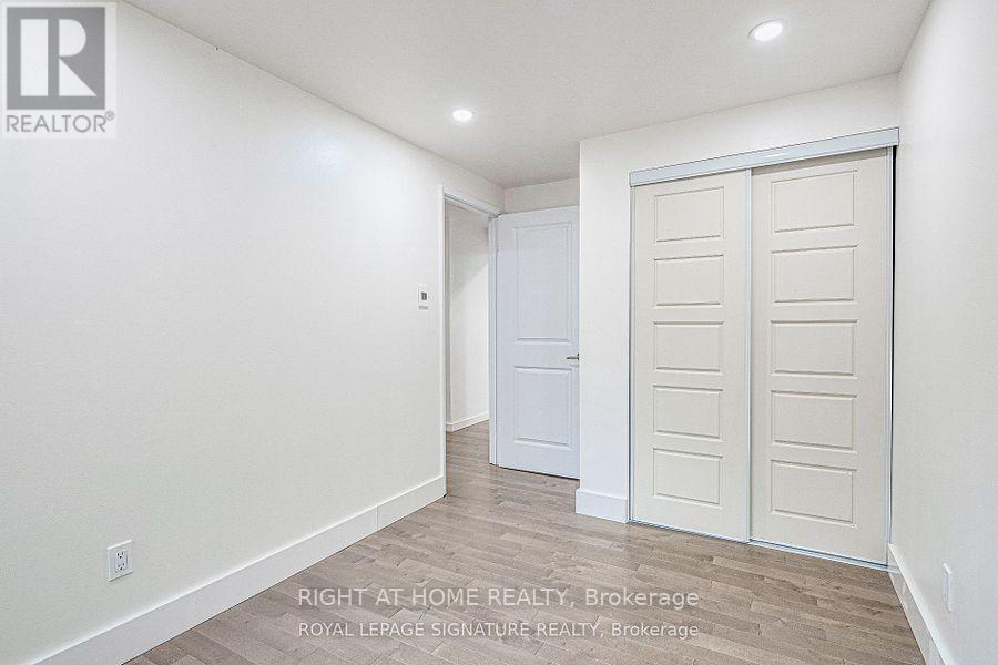 82 Song Meadoway #92 Property Photo 13