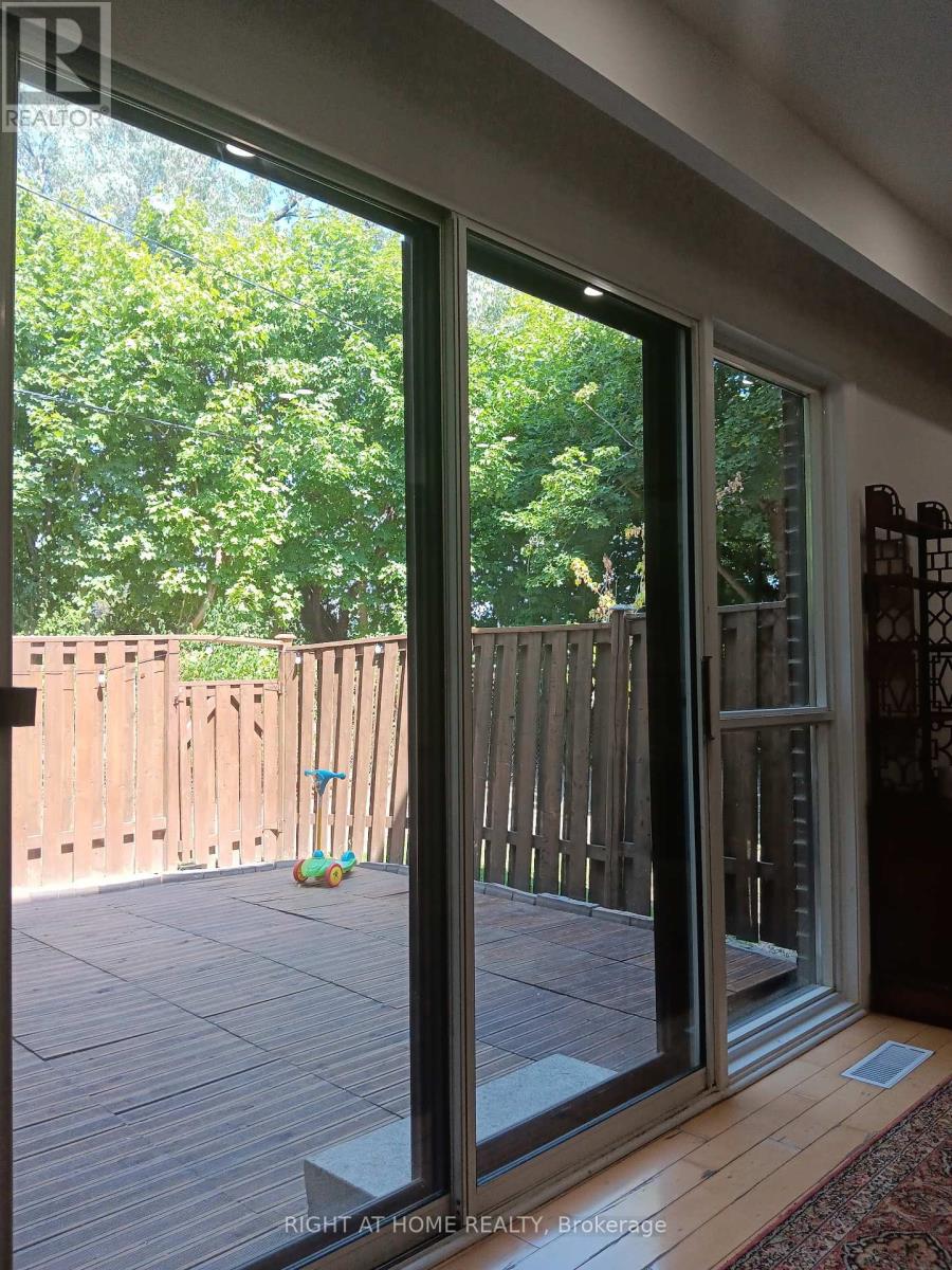 82 Song Meadoway #92 Property Photo 24