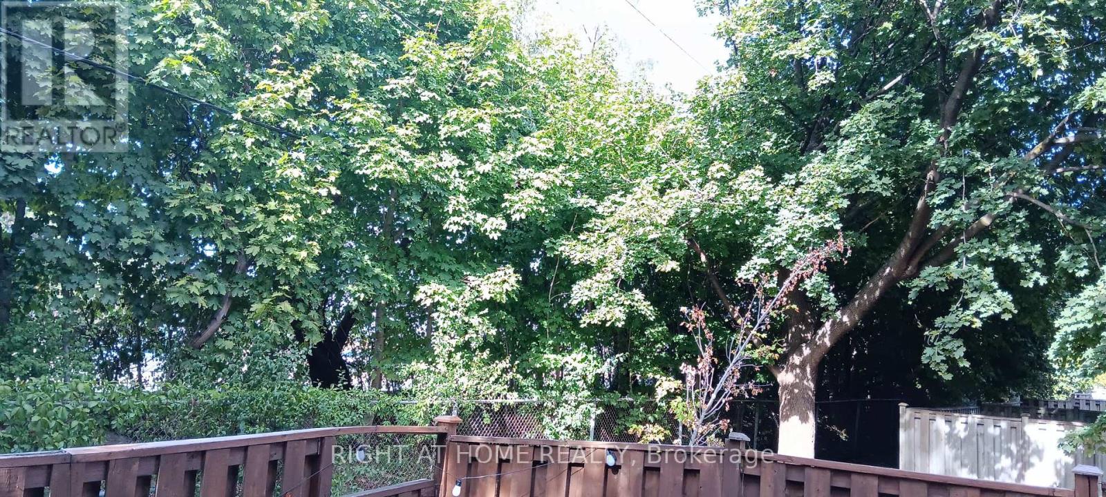 82 Song Meadoway #92 Property Photo 25