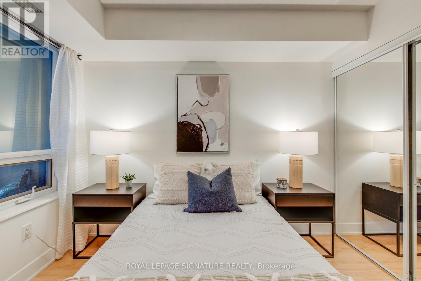 20 Blue Jays Way #1401 Property Photo 23