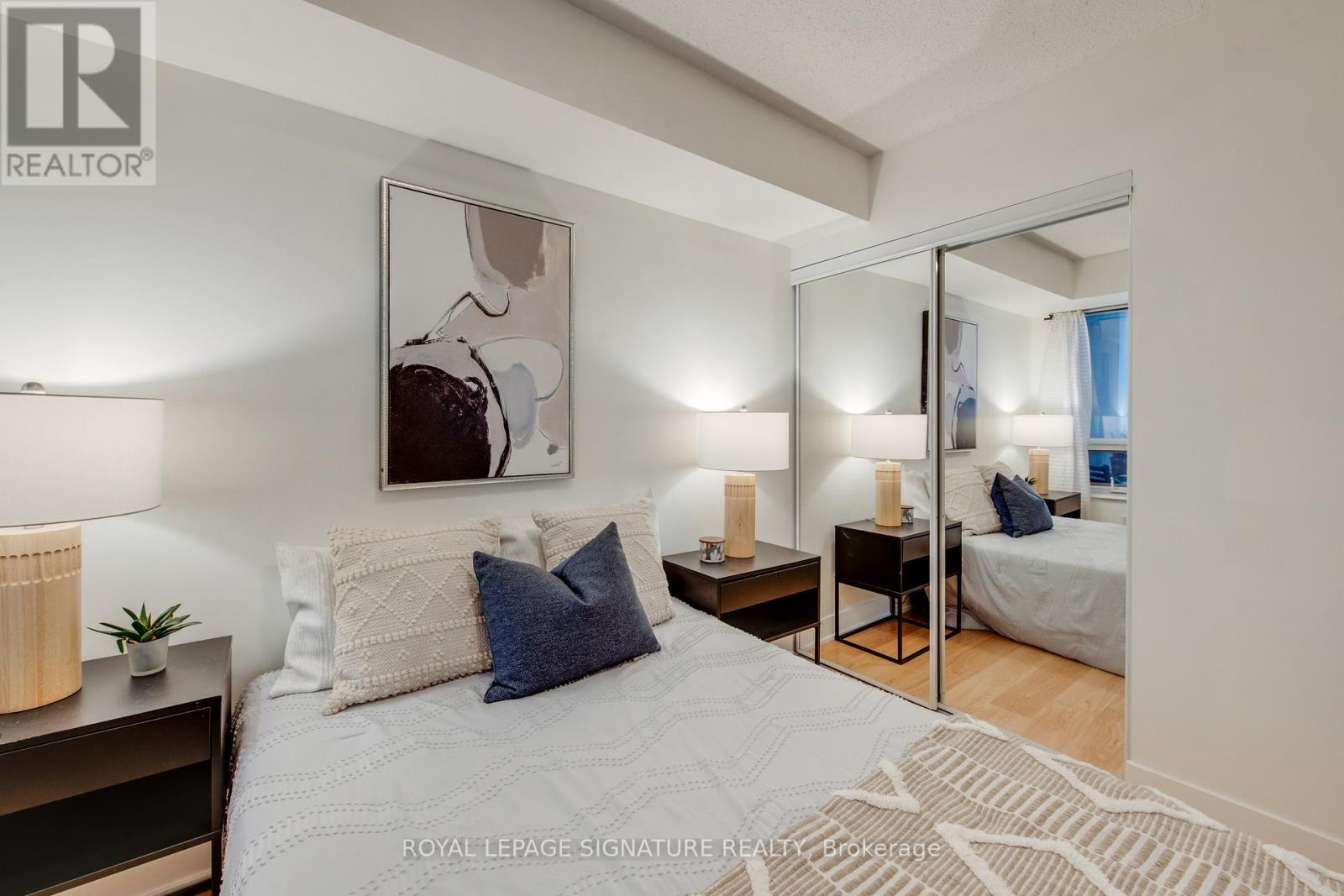 20 Blue Jays Way #1401 Property Photo 24