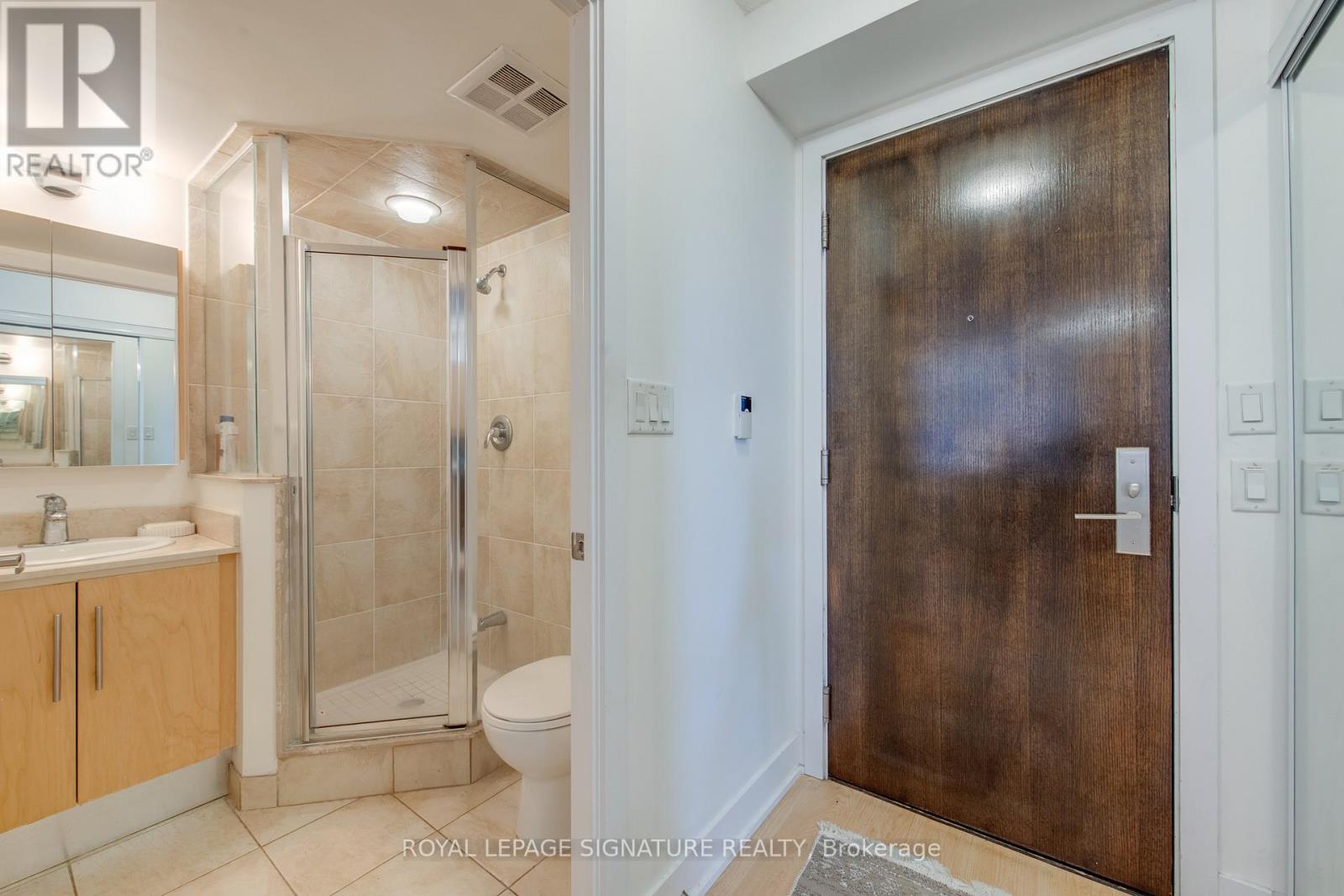 20 Blue Jays Way #1401 Property Photo 25