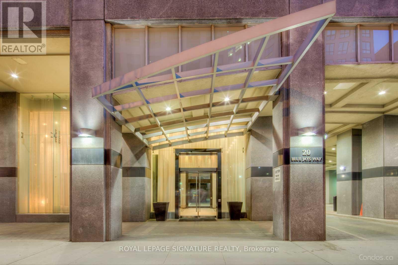 20 Blue Jays Way #1401 Property Photo 38