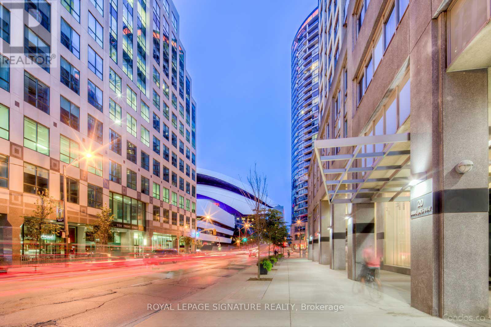 20 Blue Jays Way #1401 Property Photo 47