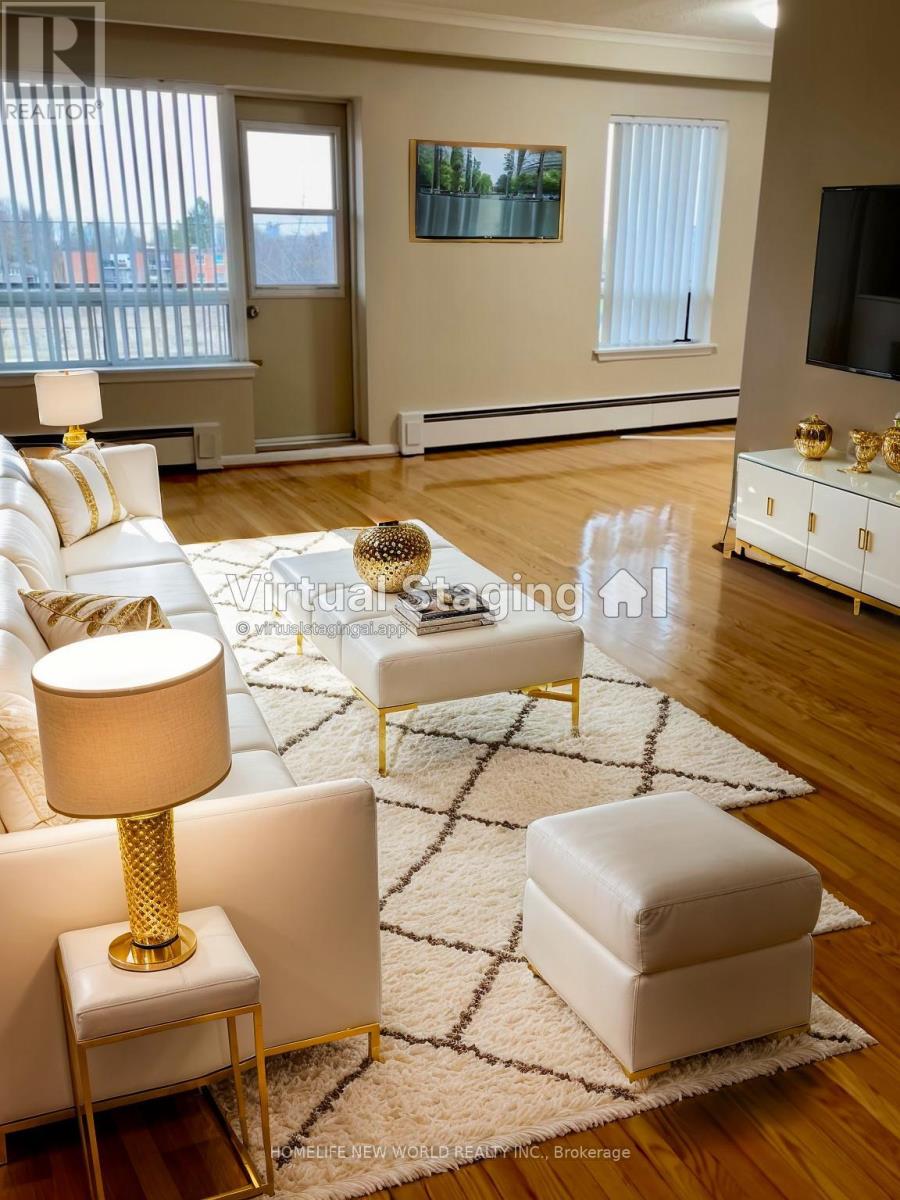 #3 - 230 Wilmington Avenue Property Photo 1