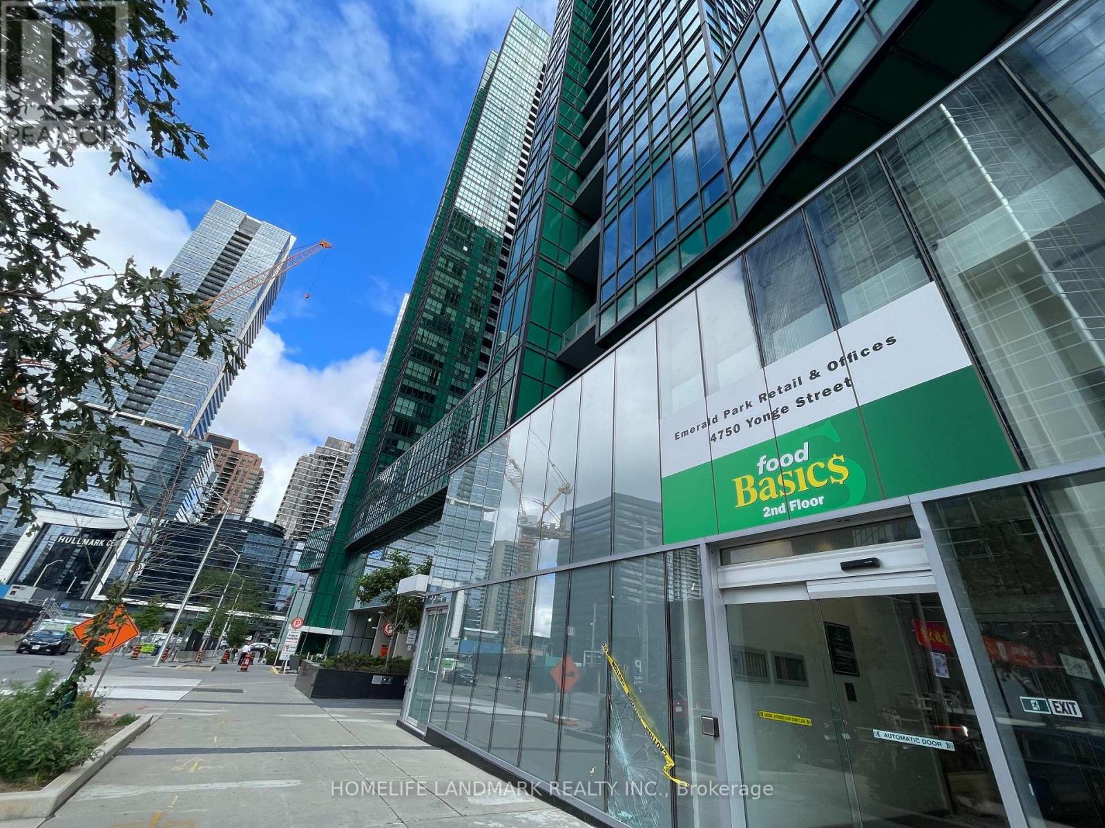 122 - 4750 Yonge Street Property Photo 1