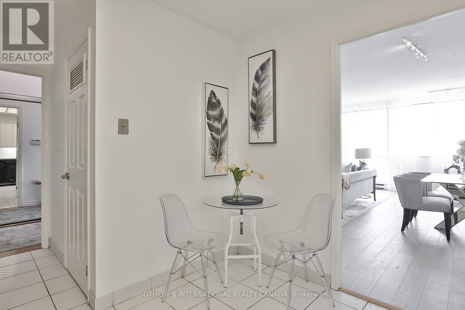 7 Broadway Avenue #1003 Property Photo 18