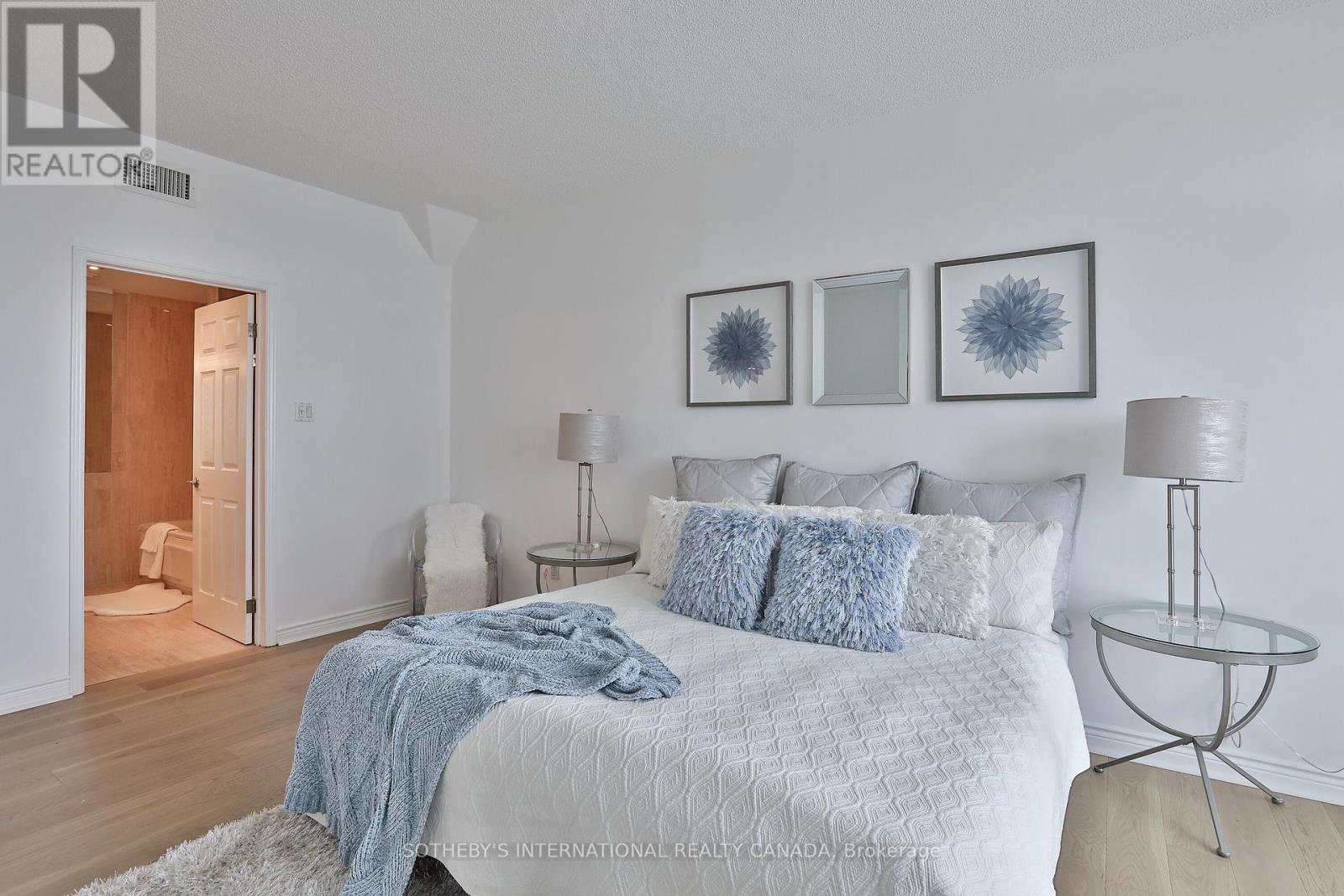 7 Broadway Avenue #1003 Property Photo 27