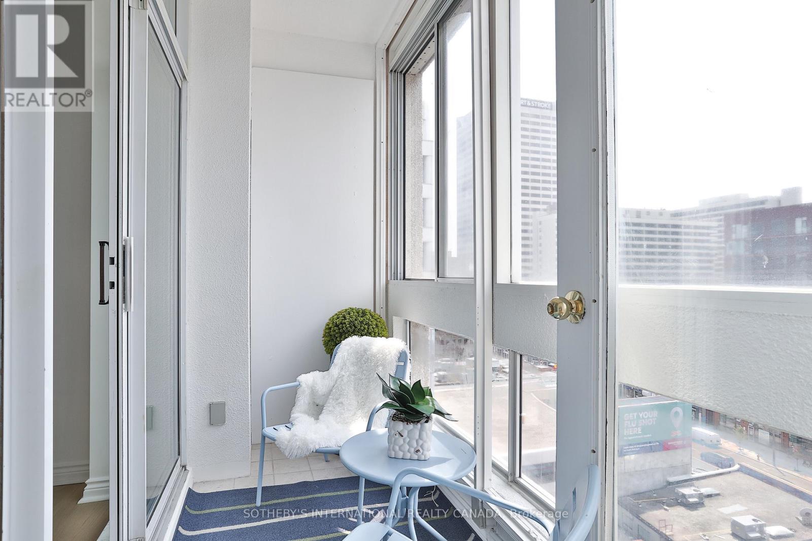 7 Broadway Avenue #1003 Property Photo 30