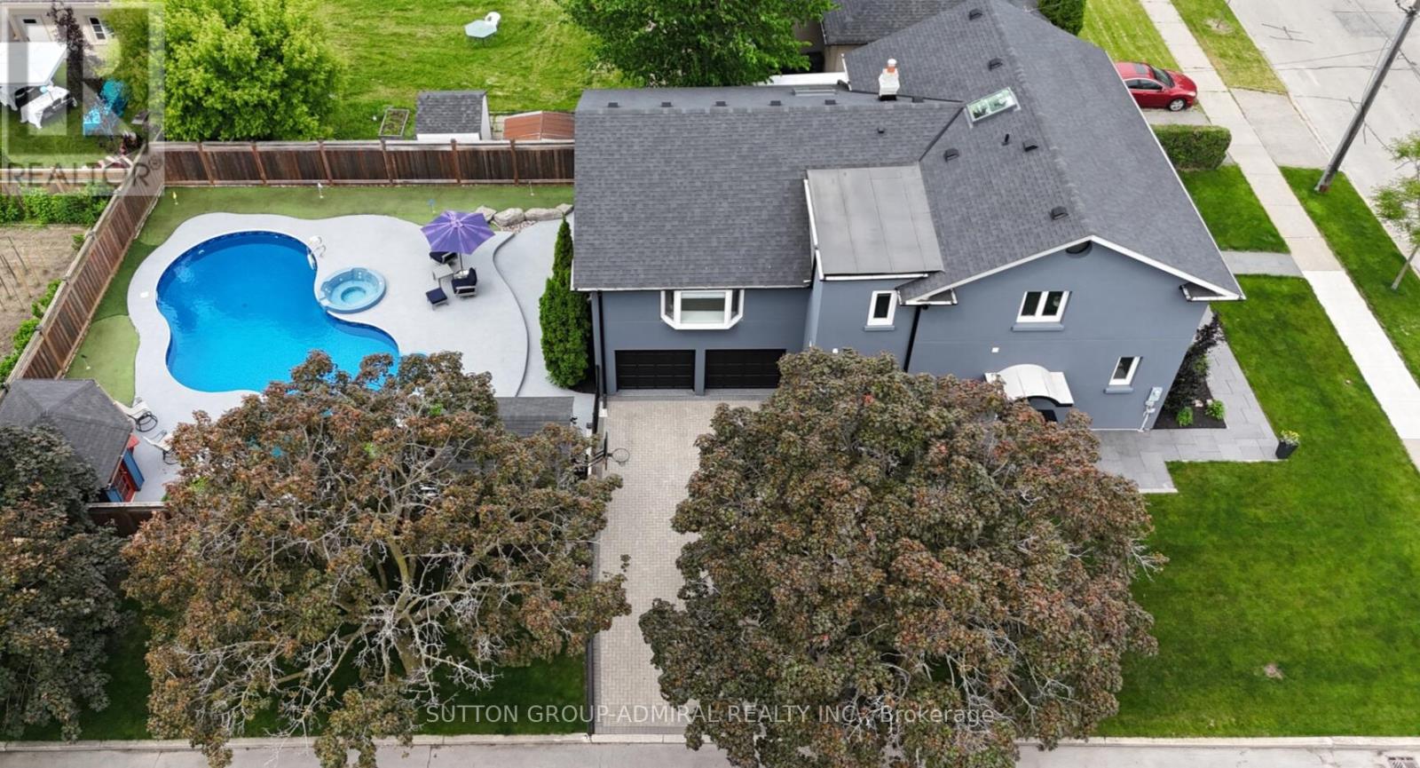 479 Hounslow Avenue Property Photo 1