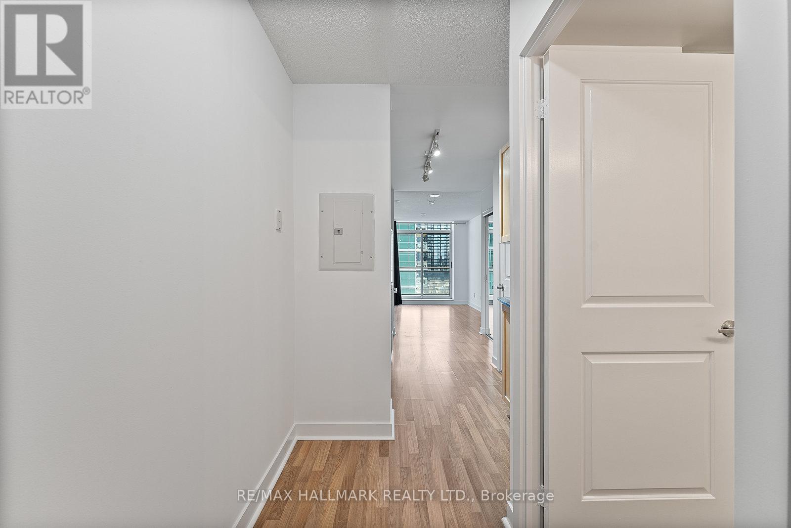 50 Lynn Williams Street #902 Property Photo 2