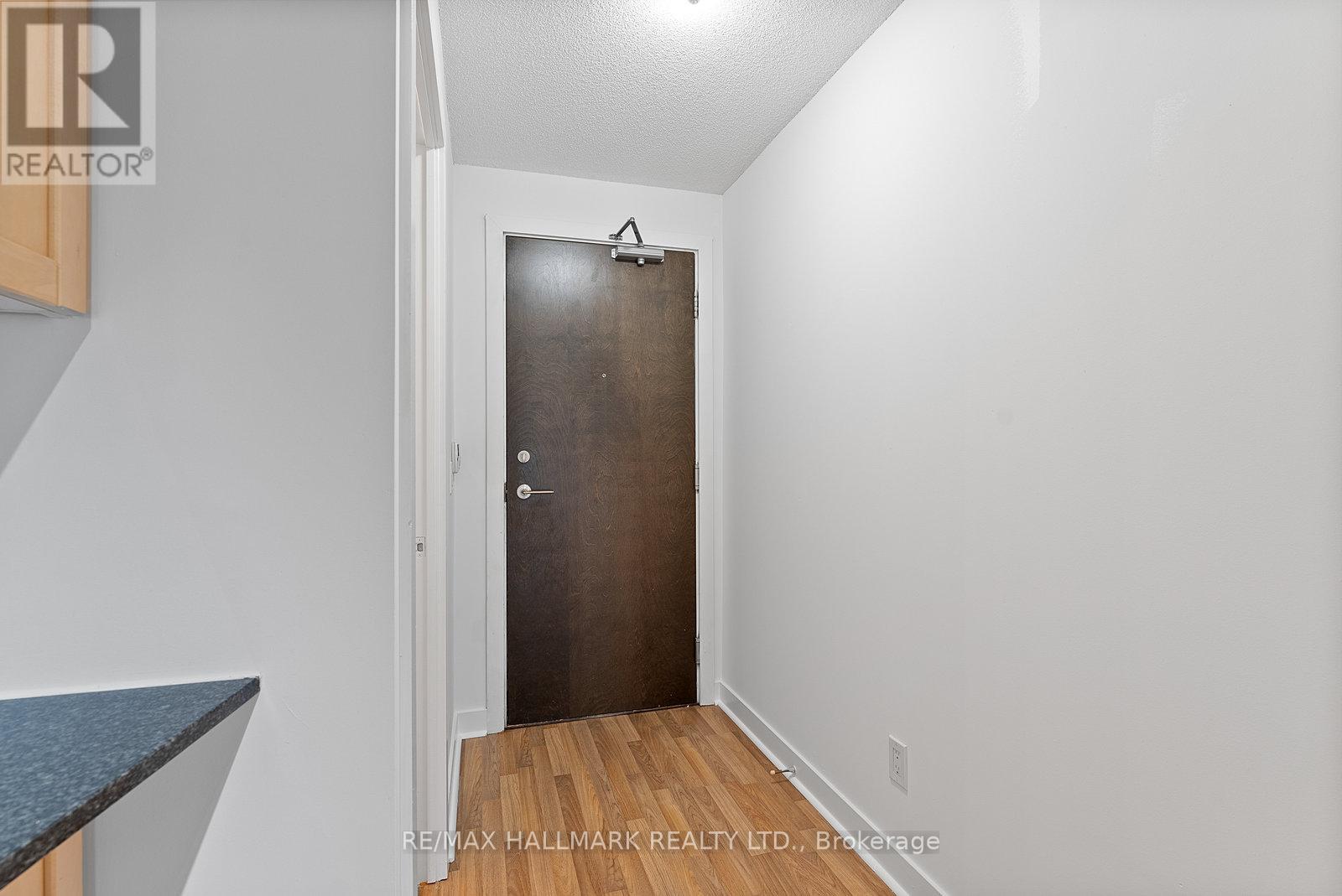 50 Lynn Williams Street #902 Property Photo 3