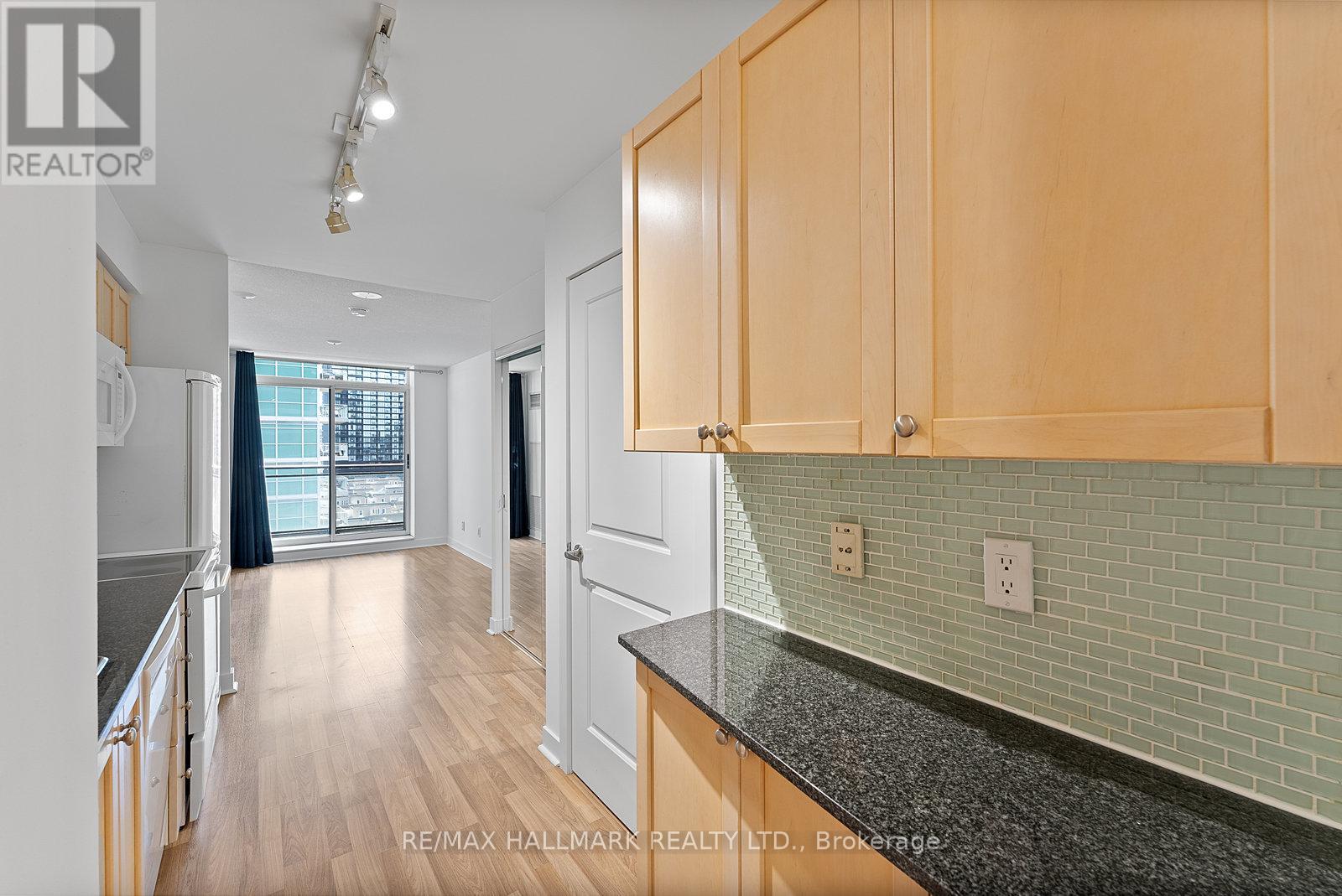 50 Lynn Williams Street #902 Property Photo 4