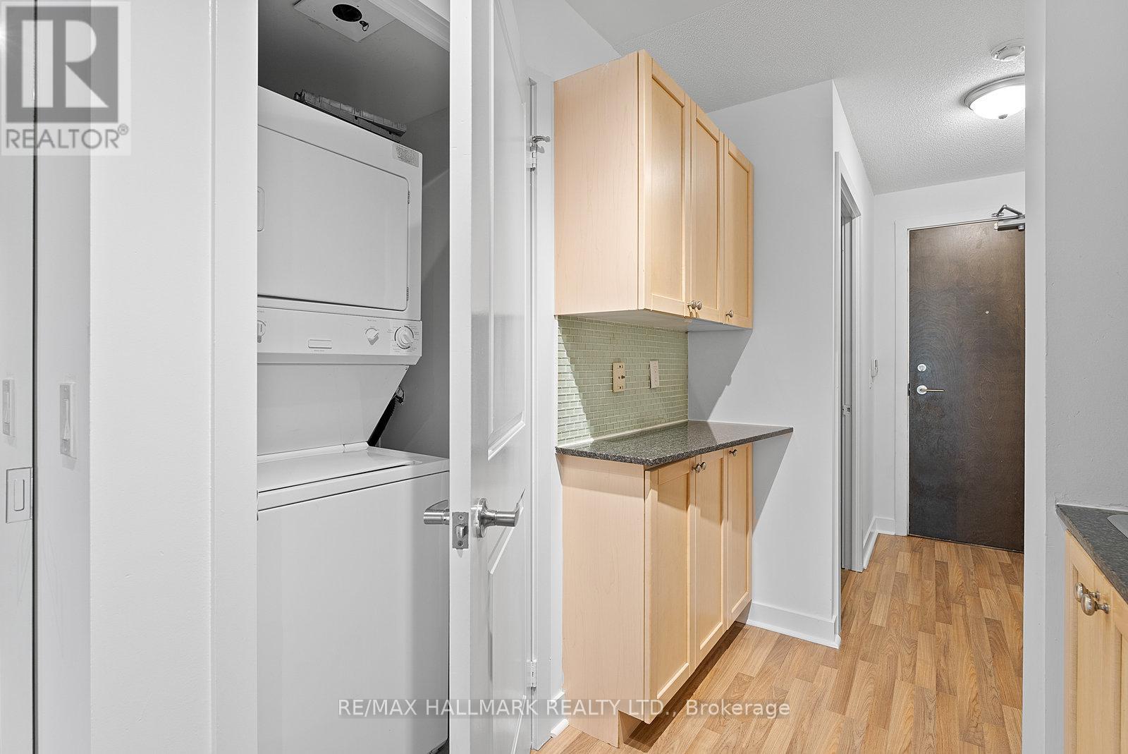 50 Lynn Williams Street #902 Property Photo 17