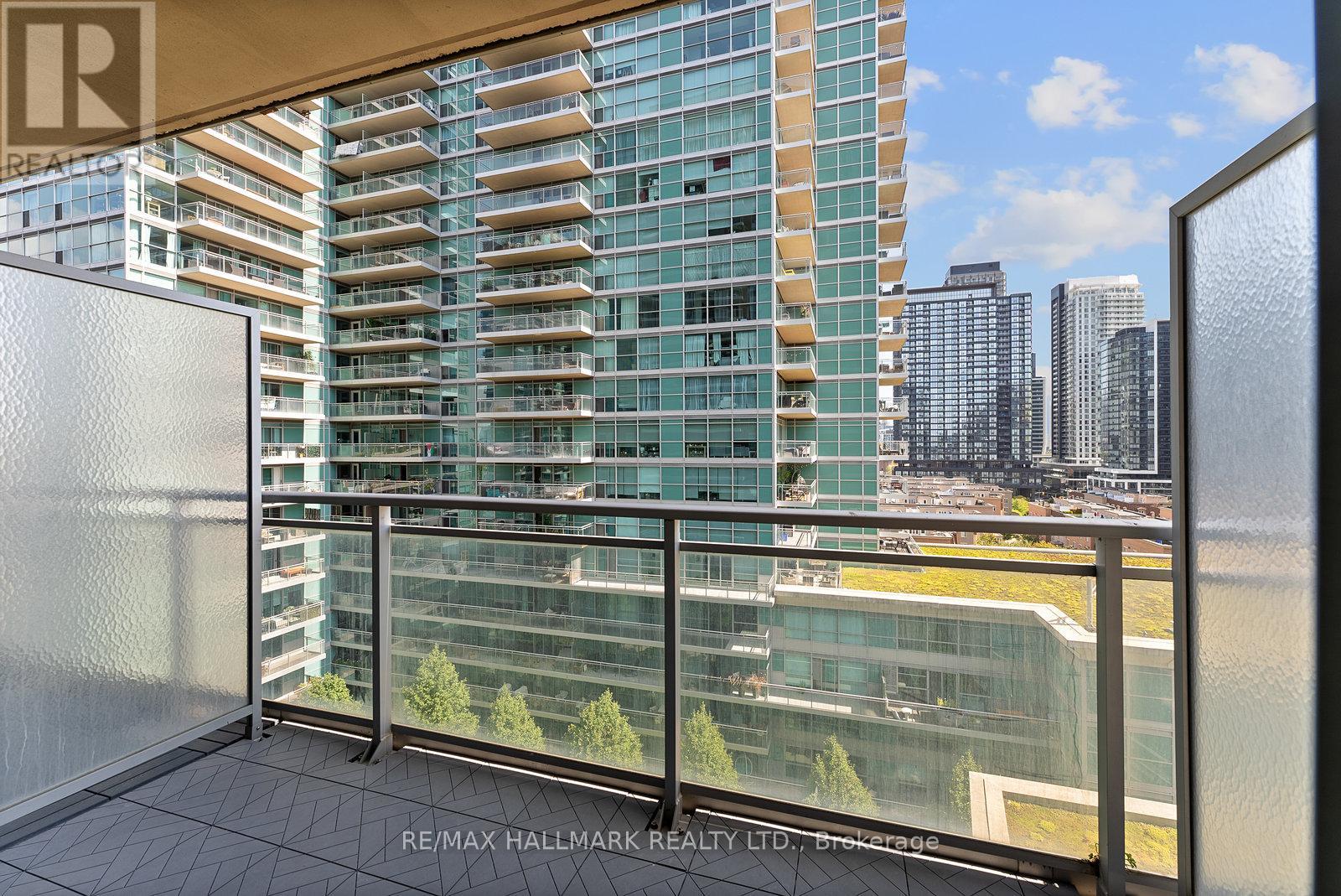 50 Lynn Williams Street #902 Property Photo 18