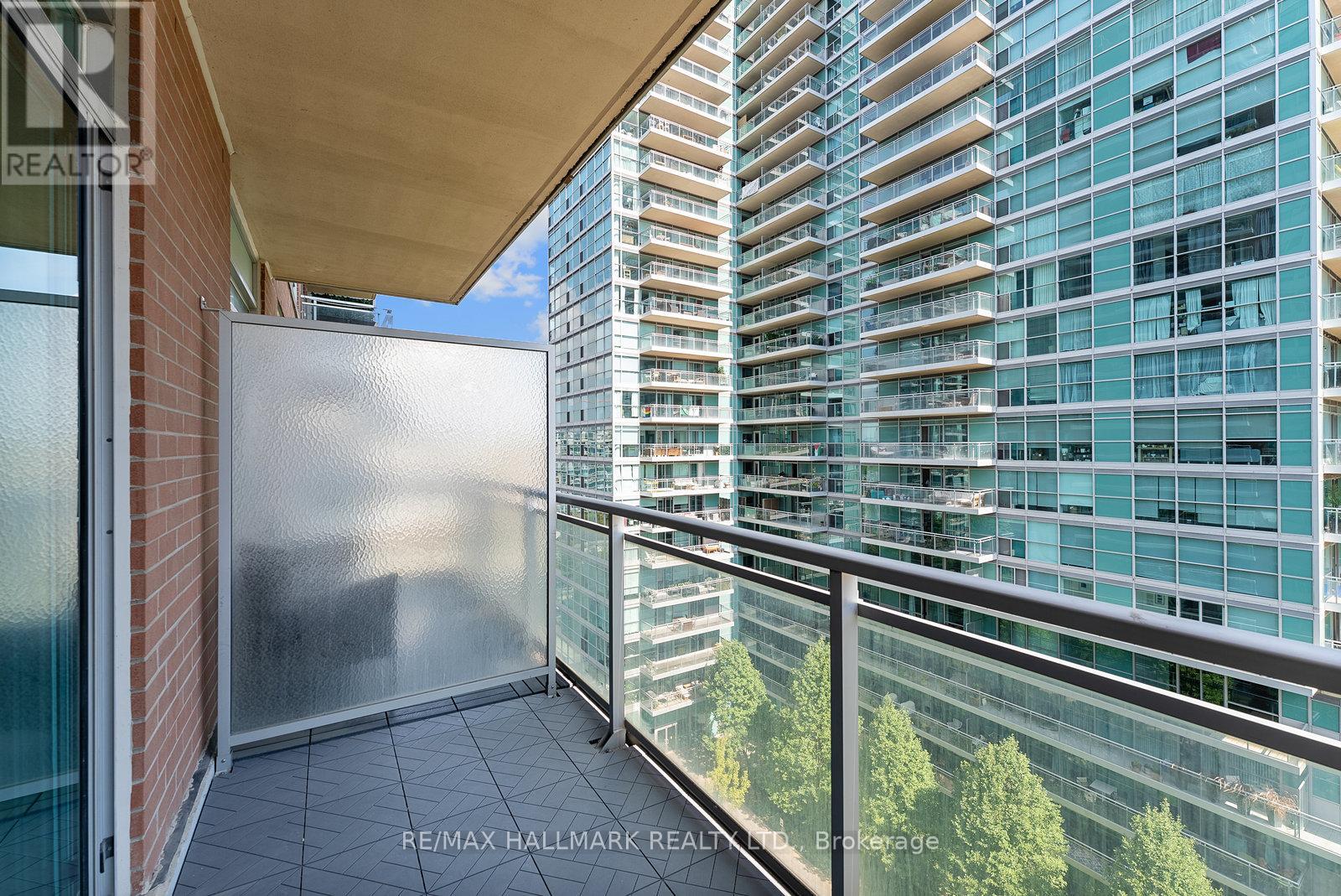 50 Lynn Williams Street #902 Property Photo 19