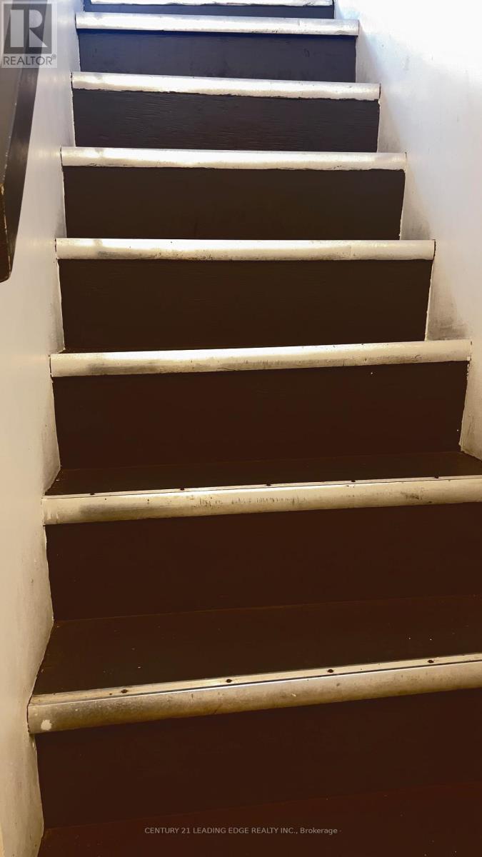 374 Dundas Street E Property Photo 15