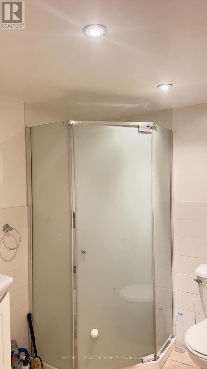 374 Dundas Street E Property Photo 17