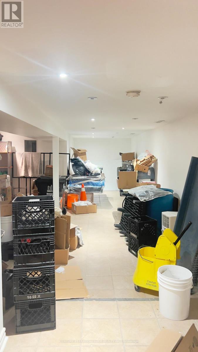 374 Dundas Street E Property Photo 18