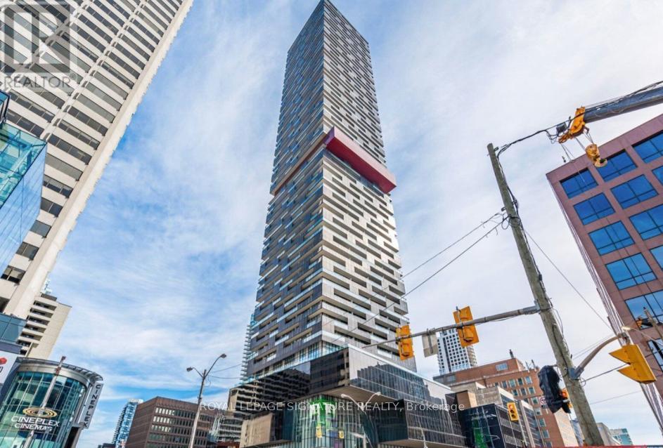 2402 - 8 EGLINTON AVENUE E Property Photo 1