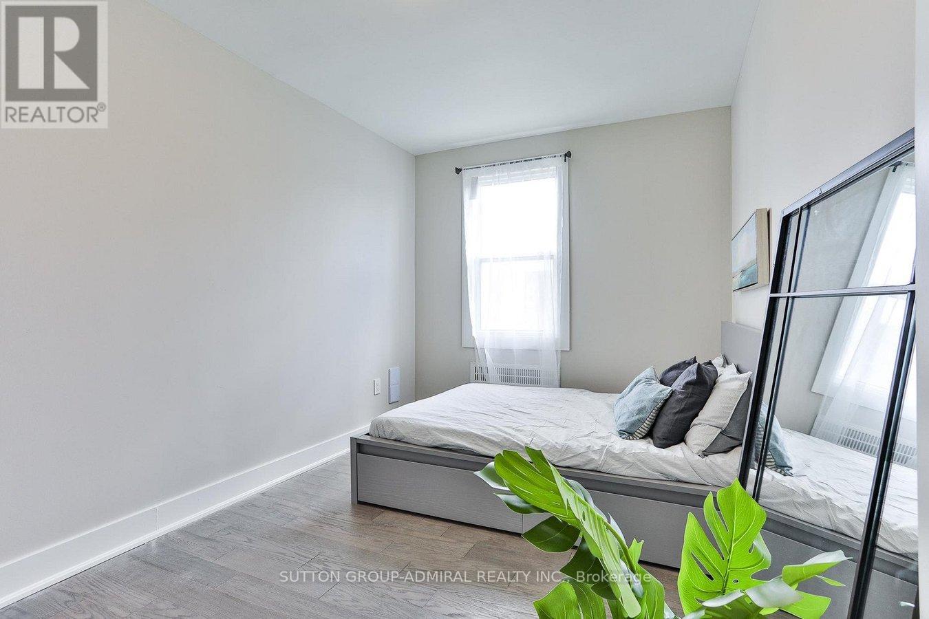 21 - 464 Spadina Road Property Photo 9