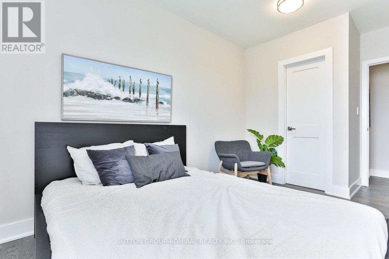 21 - 464 Spadina Road Property Photo 15